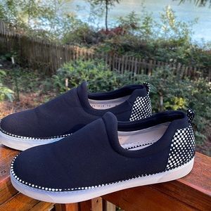 Stewart Weitzman Recovery Womens size 10 black neoprene slip on sneakers